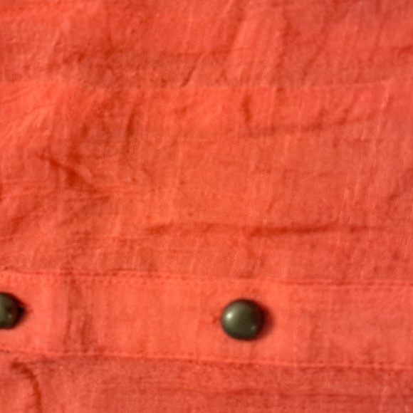 Shirt - Picture 6 of 7